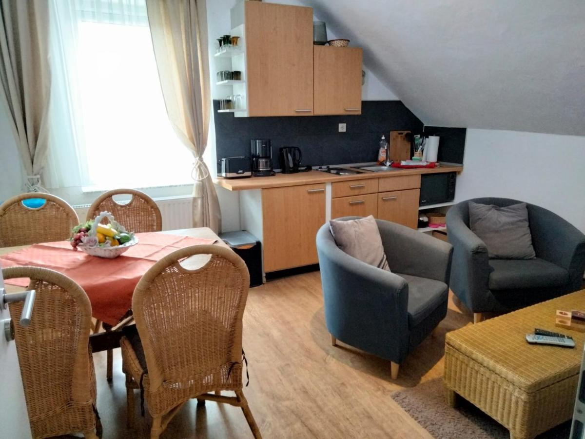 Ferienwohnung Neheim Mit Dennis Und Alexander Alexander Mit Klimaanlage Экстерьер фото