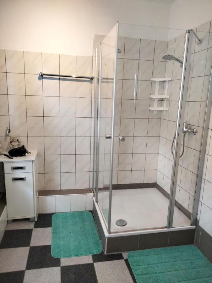 Ferienwohnung Neheim Mit Dennis Und Alexander Alexander Mit Klimaanlage Экстерьер фото